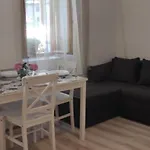 דירה Branka אומיס